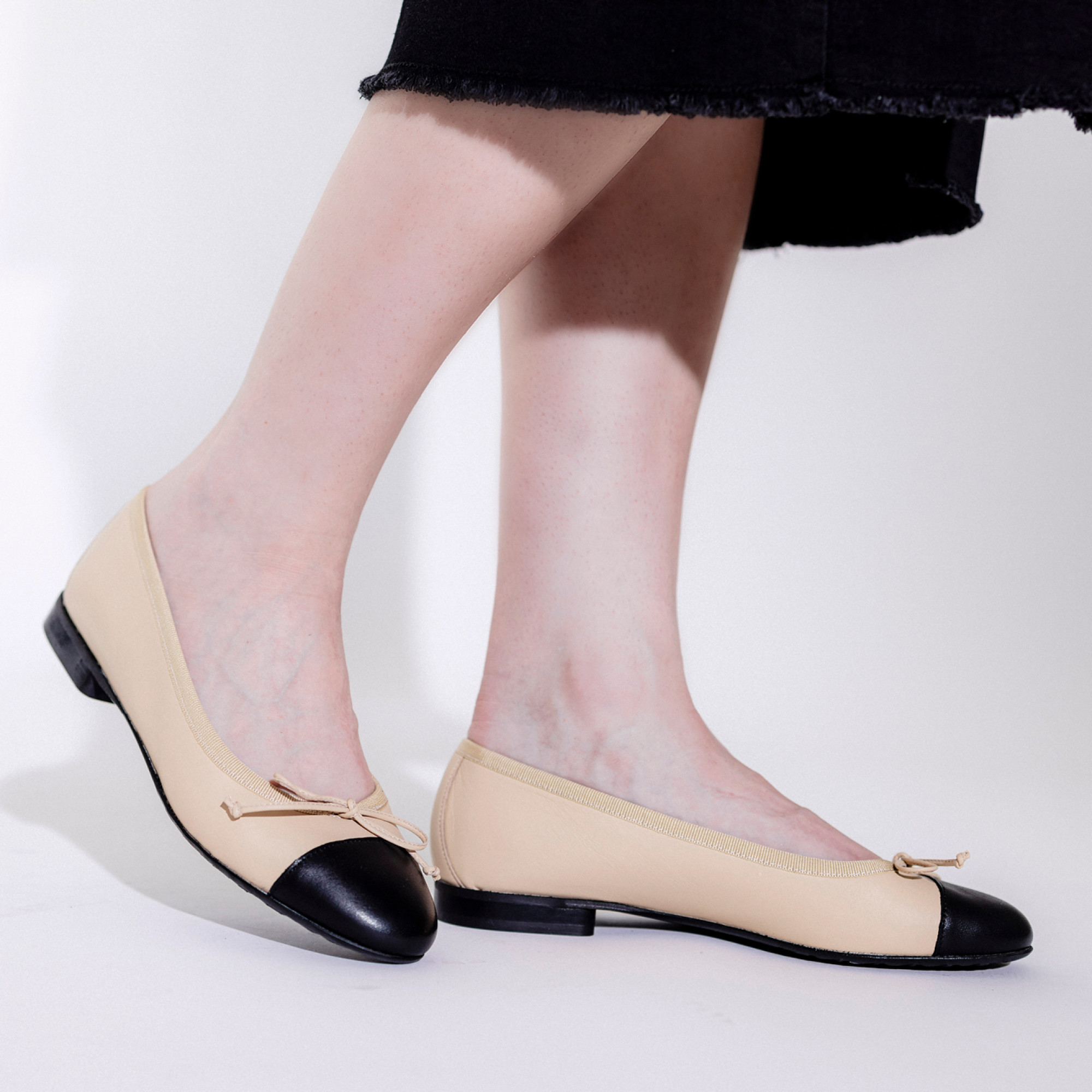 Ballerine femme en cuir Anna Beige et noir Maison Hardrige