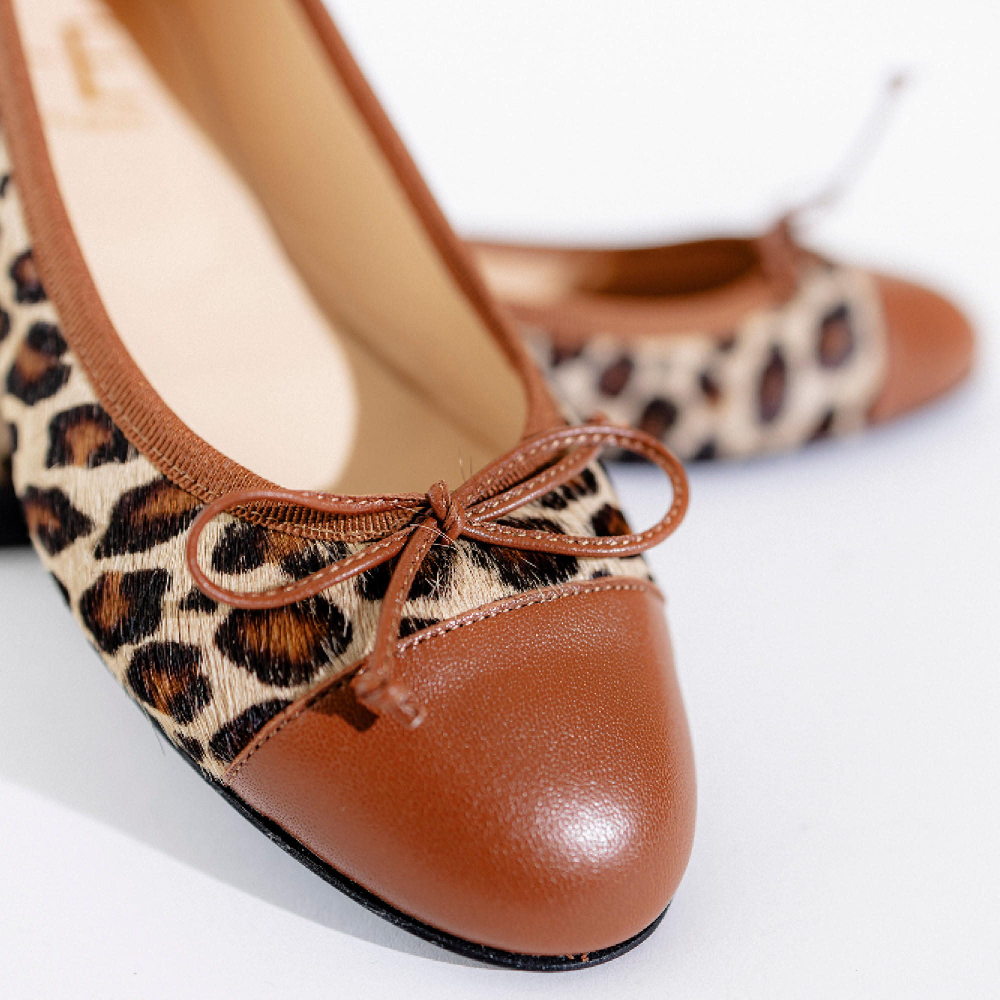 Ballerine femme en cuir Leopard Maison Hardrige